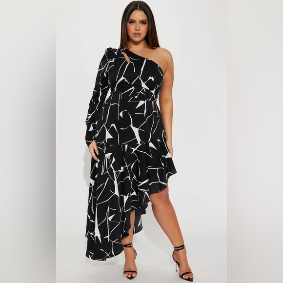 Fashion Nova Briella One Shoulder Maxi Dress - Picture 1 of 4